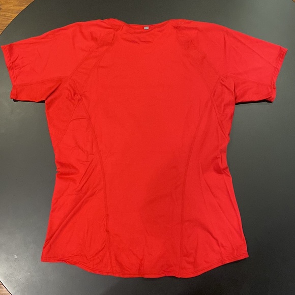 Nike FitDry. Red. Size: M. Wore a few times. - Picture 4 of 8